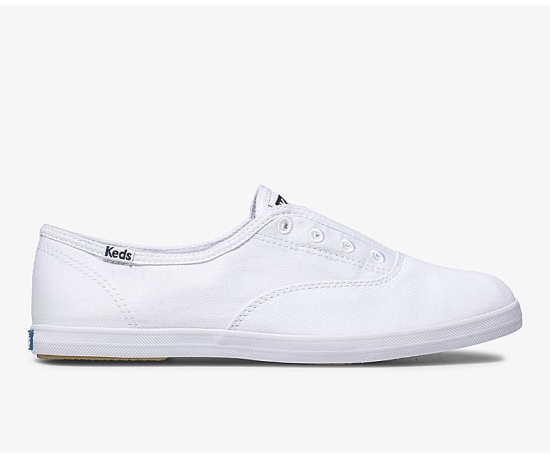 Women's Keds Chillax Basics Slip On Shoes White | KHGW41389